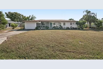 300 Gardenia Road, Venice, FL 34293 - Photo 1
