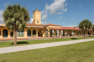 529 Lake of the Woods Dr, Venice, FL 34293 - Photo 43