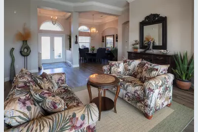 814 Coral Bean Cove, Venice, FL 34293 - Photo 9