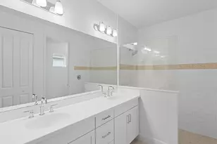 18260 Vizcaya Ct, Venice, FL 34293 - Photo 23