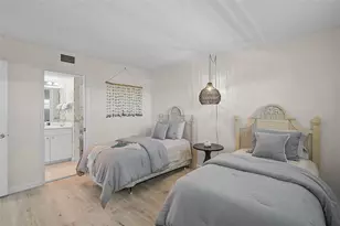 950 Tarpon Center Dr, Venice, FL 34285 - Photo 21