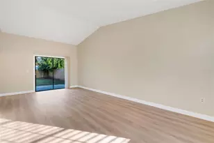 1550 N Pompano Ave, Sarasota, FL 34237 - Photo 5