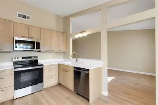 1550 N Pompano Ave, Sarasota, FL 34237 - Photo 17