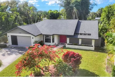 1229 Schooner Lane, Venice, FL 34285 - Photo 3