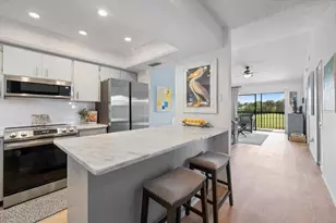 925 Capri Isles Blvd, Venice, FL 34292 - Photo 9