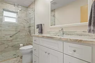 1040 Cockrill St, Venice, FL 34285 - Photo 5