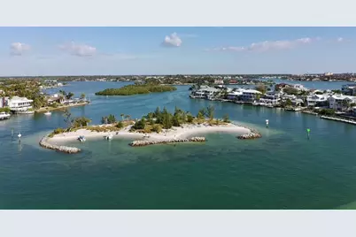 702 Hibiscus Drive, Venice, FL 34285 - Photo 7