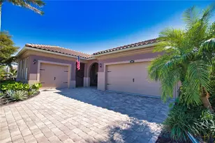 11689 Tapestry Ln, Venice, FL 34293 - Photo 3