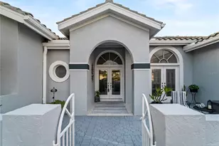 1435 Brenner Park Dr, Venice, FL 34292 - Photo 5