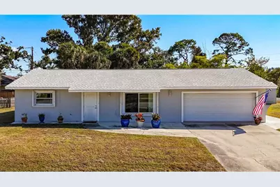 595 W Seminole Drive, Venice, FL 34293 - Photo 1