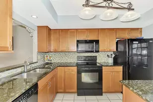 320 Mission Trail N, Venice, FL 34285 - Photo 3