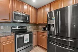 20181 Ragazza Cir, Venice, FL 34293 - Photo 11