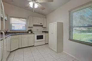 1817 Curry Ave, Nokomis, FL 34275 - Photo 13