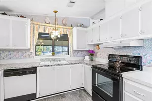 300 Tropic Dr, Osprey, FL 34229 - Photo 9