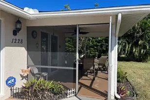 1228 Nantucket Rd, Venice, FL 34293 - Photo 5