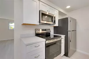 652 Circlewood Dr, Venice, FL 34293 - Photo 35