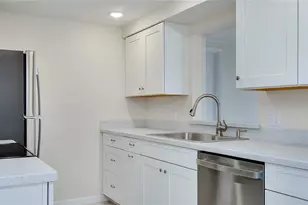 652 Circlewood Dr, Venice, FL 34293 - Photo 31