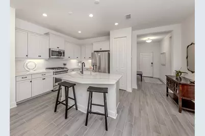 18002 Franklin Park Court, Venice, FL 34293 - Photo 3