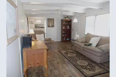 426 Boxwood Drive, Venice, FL 34285 - Photo 9