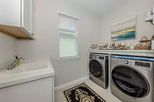 11932 Bohemian Pl, Venice, FL 34293 - Photo 19