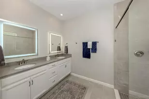 11932 Bohemian Pl, Venice, FL 34293 - Photo 13