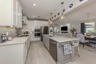 11932 Bohemian Pl, Venice, FL 34293 - Photo 7