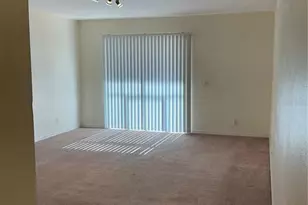 216 Coquina Bay Dr Dr, Saint Petersburg, FL 33705 - Photo 13