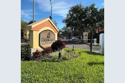 216 Coquina Bay Dr Drive, Saint Petersburg, FL 33705 - Photo 1