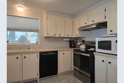 500 Longwood Drive, Venice, FL 34285 - Photo 17