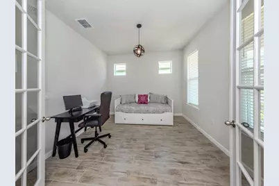 20285 Symphony Place, Venice, FL 34293 - Photo 13