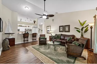 7266 Eleanor Circle #202, Sarasota, FL 34243 - Photo 5