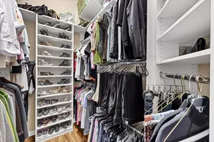 7266 Eleanor Cir, Sarasota, FL 34243 - Photo 17