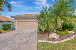 11568 Dancing River Dr, Venice, FL 34292 - Photo 9