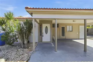 165 Vista Hermosa Cir, Sarasota, FL 34242 - Photo 25
