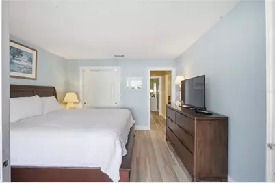 165 Vista Hermosa Circle #24A, Sarasota, FL 34242 - Photo 15