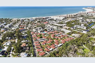 165 Vista Hermosa Circle #24A, Sarasota, FL 34242 - Photo 35