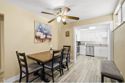 165 Vista Hermosa Circle #24A, Sarasota, FL 34242 - Photo 7