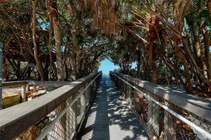 995 La Guna Dr, Venice, FL 34285 - Photo 51