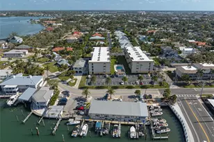 995 La Guna Dr, Venice, FL 34285 - Photo 31