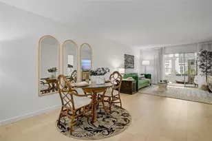 995 La Guna Dr, Venice, FL 34285 - Photo 11