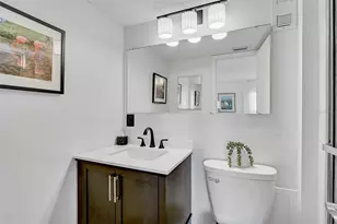 995 La Guna Dr, Venice, FL 34285 - Photo 21