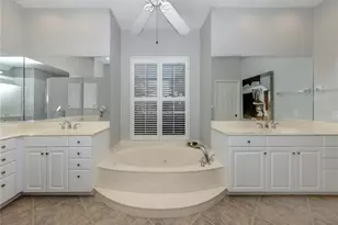 406 Trenwick Ln, Venice, FL 34293 - Photo 19