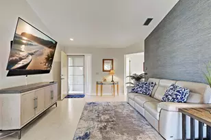 166 Southampton Pl S, Venice, FL 34293 - Photo 5