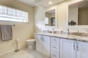166 Southampton Pl S, Venice, FL 34293 - Photo 25