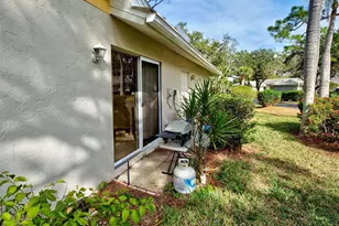166 Southampton Pl S, Venice, FL 34293 - Photo 19