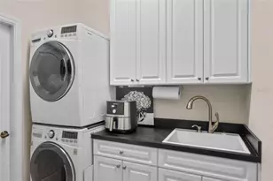 1613 Lancashire Dr, Venice, FL 34293 - Photo 59