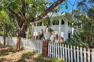 286 Shamrock Dr, Venice, FL 34293 - Photo 17