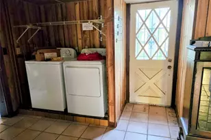 286 Shamrock Dr, Venice, FL 34293 - Photo 19