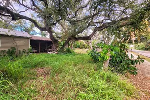 286 Shamrock Dr, Venice, FL 34293 - Photo 17