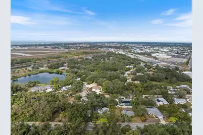 286 Shamrock Drive, Venice, FL 34293 - Photo 31